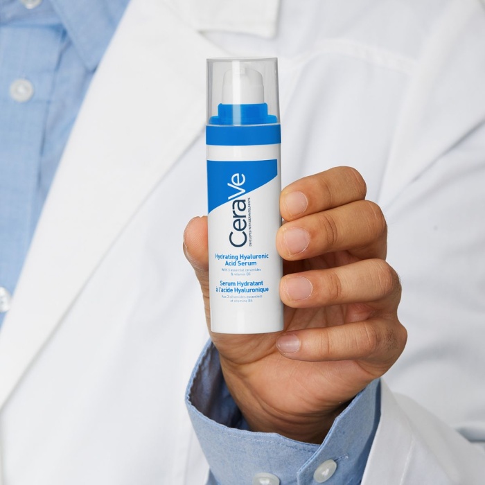 CeraVe Hidratantni serum sa hijaluronskom kiselinom 30 ml